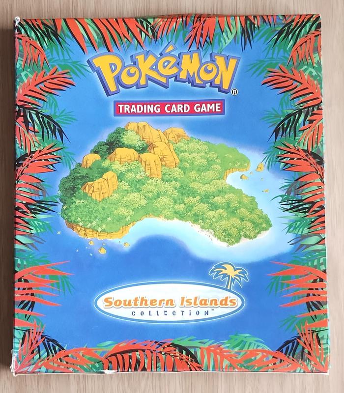 I was so shocked to find any sign of the Southern Islands Collection in the wild, so I couldn’t quite believe my luck when I found its folder with inserts and postcards for just thirty pounds!